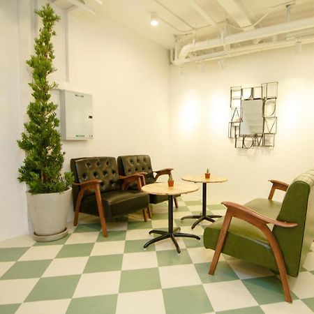 Hostel Folk Poshtel Asok Bangkok Exteriér fotografie
