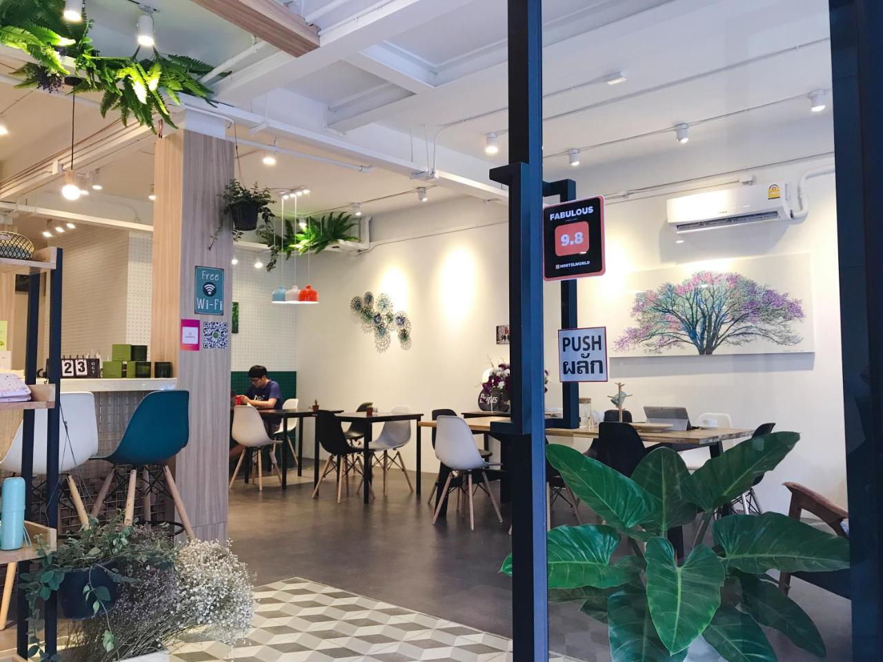 Hostel Folk Poshtel Asok Bangkok Exteriér fotografie